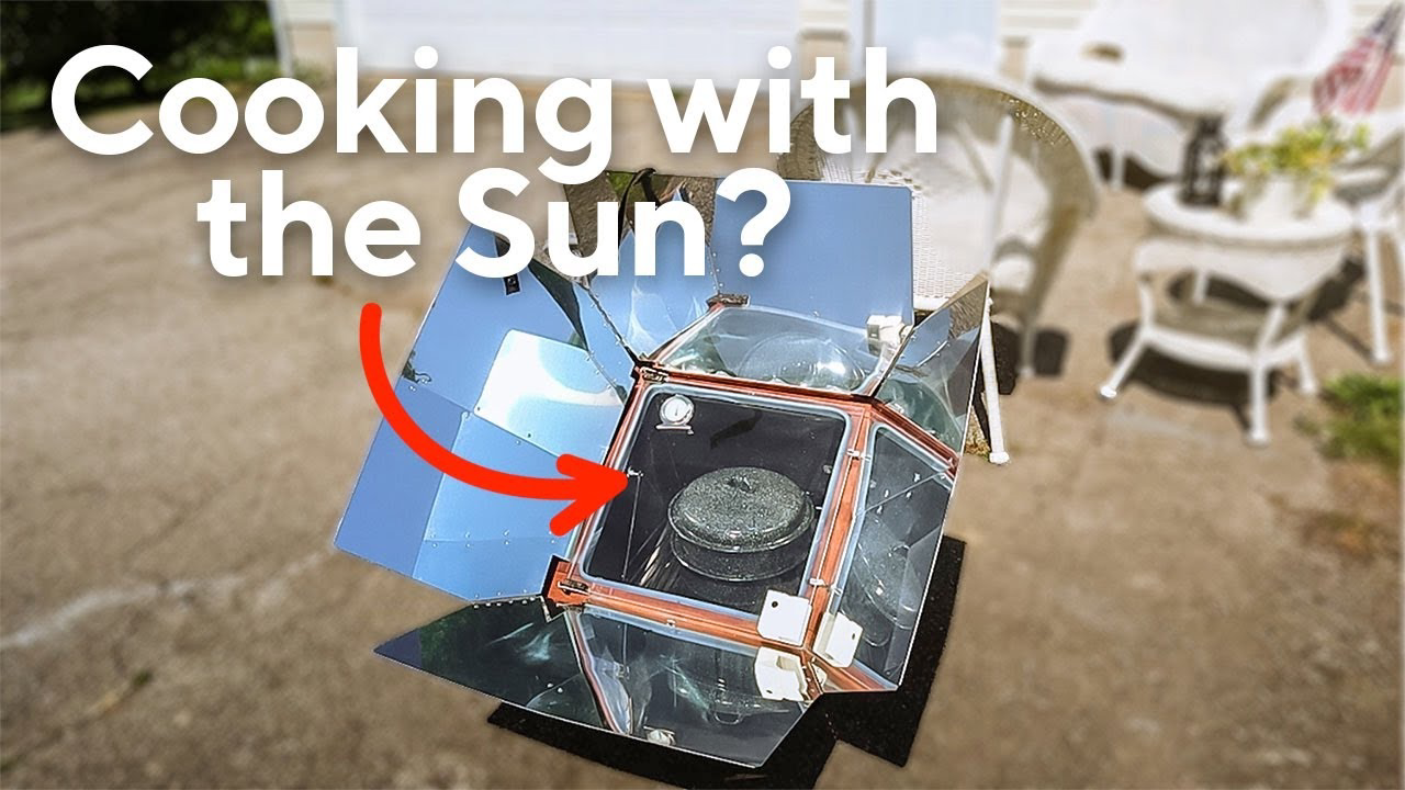 Solar oven with reflective panels and cooking pot